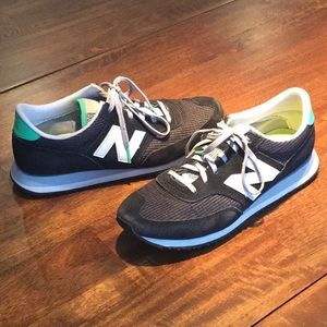 Black and neon green New balance sneakers